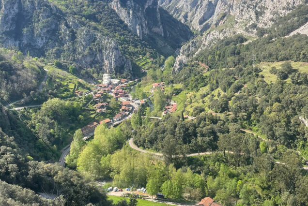 Vía Ferrata la Hermida Los Puentes